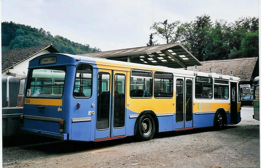 (063'329) - TC La Chaux-de-Fonds (RWB) - Nr. 156 - FBW/Hess am 7. September 2003 in Oberburg, Ziegelgut