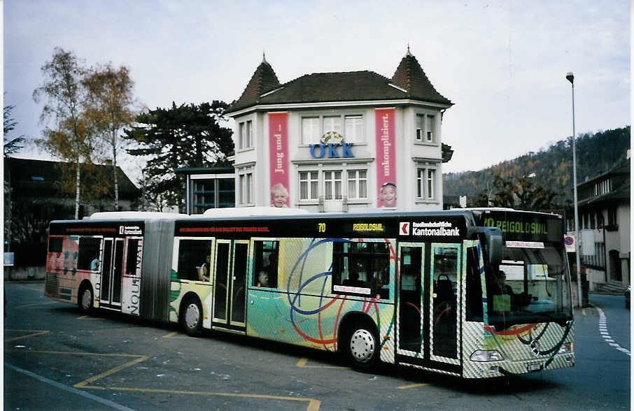 (064'325) - AAGL Liestal - Nr. 94/BL 7222 - Mercedes am 15. November 2003 beim Bahnhof Liestal