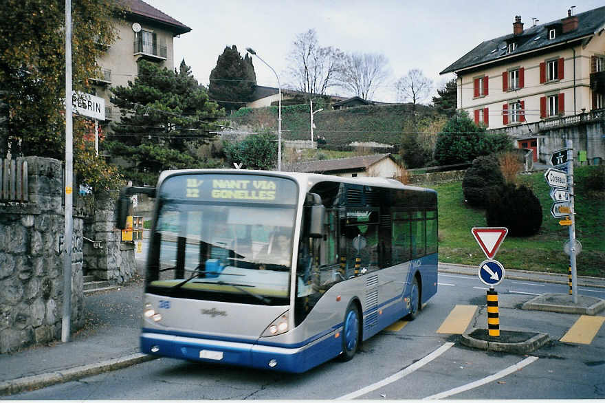 (064'709) - VMCV Clarens - Nr. 36/VD 1140 - Van Hool am 29. November 2003 in Vevey, Funi