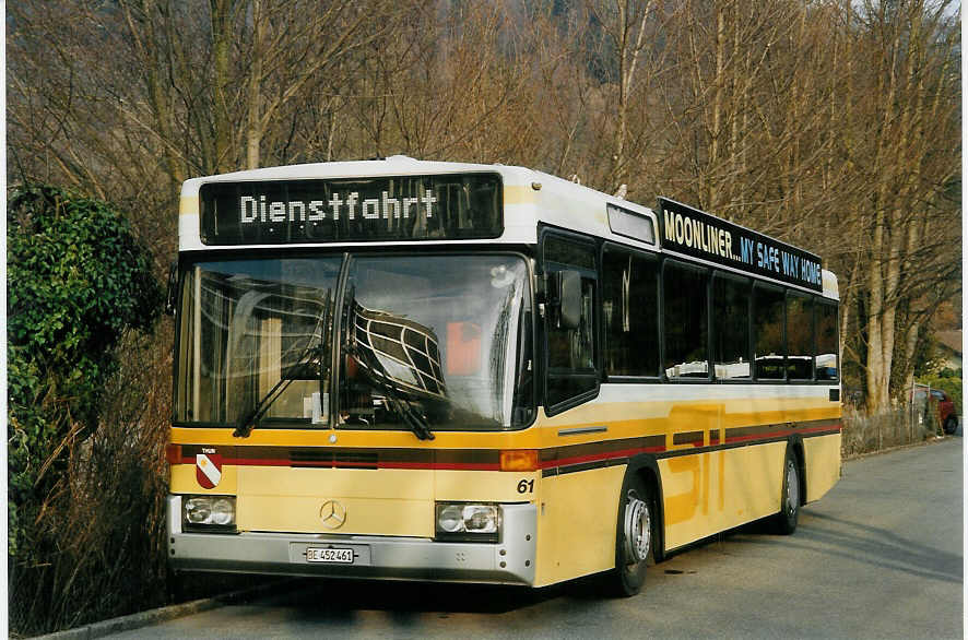 (066'406) - STI Thun - Nr. 61/BE 452'461 - Mercedes/R&J am 27. Mrz 2004 bei der Schifflndte Thun