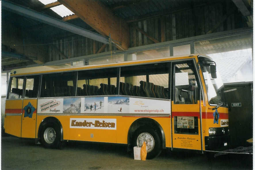 (066'508) - Kander-Reisen, Frutigen - Nr. 2/BE 257'805 - Vetter (ex AVG Grindelwald Nr. 23) am 17. April 2004 in Frutigen, Markthalle