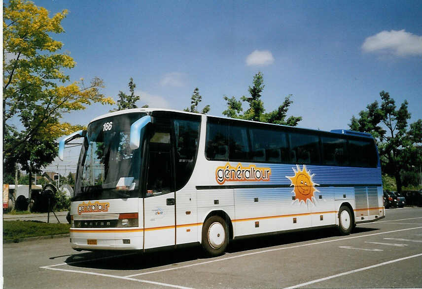 (068'309) - Aus Belgien: Dora, Lige - Nr. 166/B 0755 - Setra am 17. Juni 2004 in Thun, Seestrasse