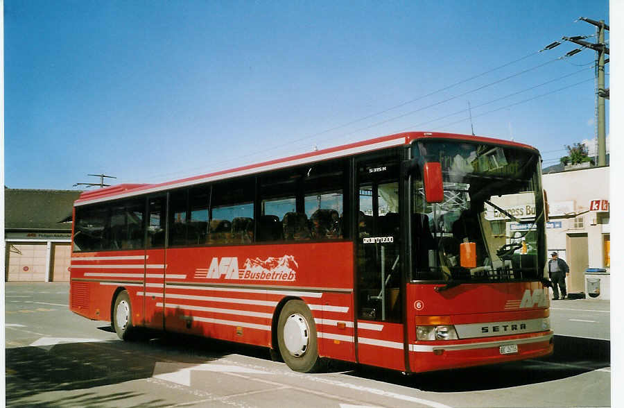 (069'217) - AFA Adelboden - Nr. 6/BE 26'706 - Setra am 9. Juli 2004 beim Bahnhof Frutigen