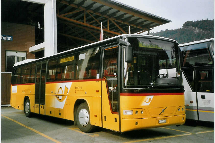 (069'424) - MOB Montreux - Nr. 25/BE 220'965 - Volvo am 16. Juli 2004 in Thun, Grabengut