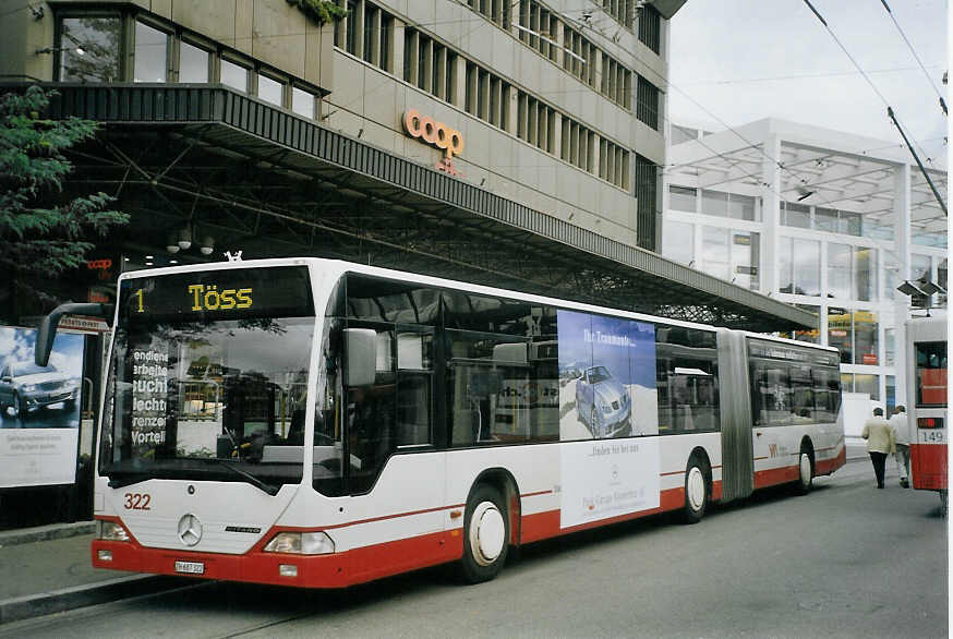 (070'022) - WV Winterthur - Nr. 322/ZH 687'322 - Mercedes am 21. August 2004 beim Hauptbahnhof Winterthur
