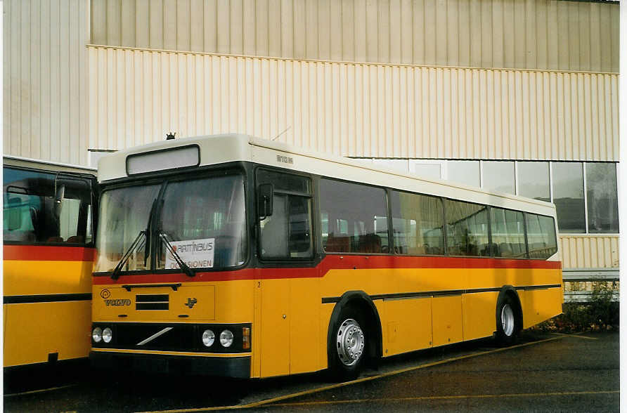 (072'714) - Keller, Hottwil - Nr. 2 - Volvo/FHS am 27. November 2004 in Biel, Rattinbus