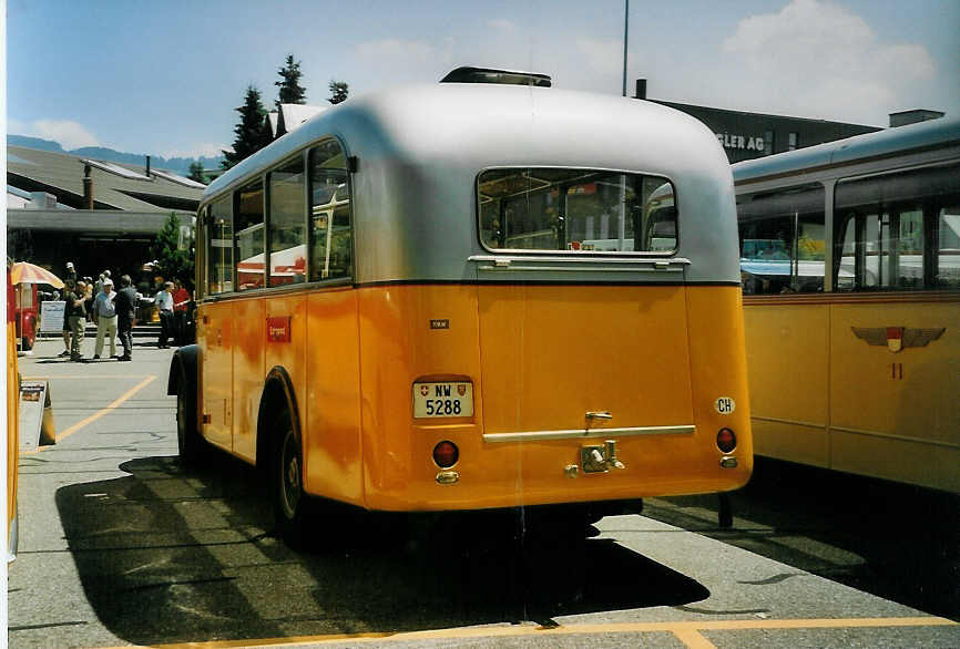 (077'712) - OPC Ennetbrgen - Nr. 4/NW 5288 - FBW/Krapf (ex Schweizer Armee) am 18. Juni 2005 in Hinwil, AMP