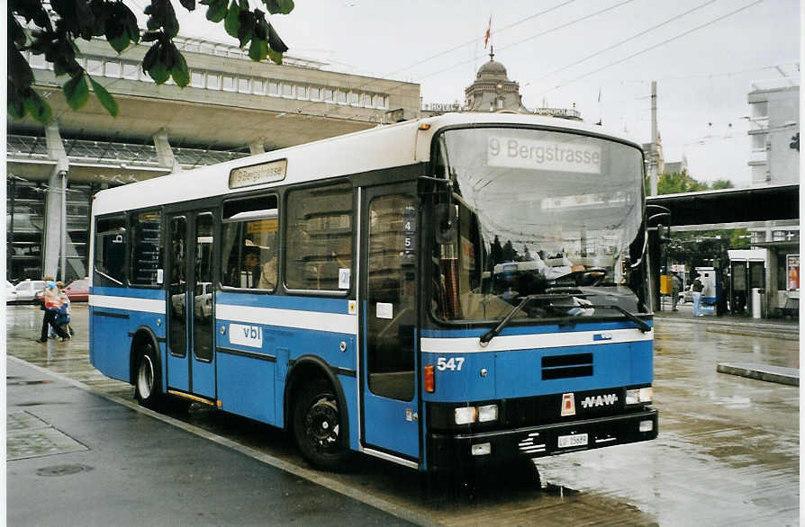 (078'424) - VBL Luzern - Nr. 547/LU 15'689 - NAW/R&J (ex Gowa, Luzern Nr. 47) am 11. Juli 2005 beim Bahnhof Luzern