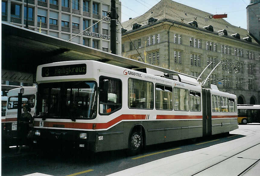 (079'207) - VBSG St. Gallen - Nr. 158 - NAW/Hess Gelenktrolleybus am 28. Juli 2005 beim Bahnhof St. Gallen