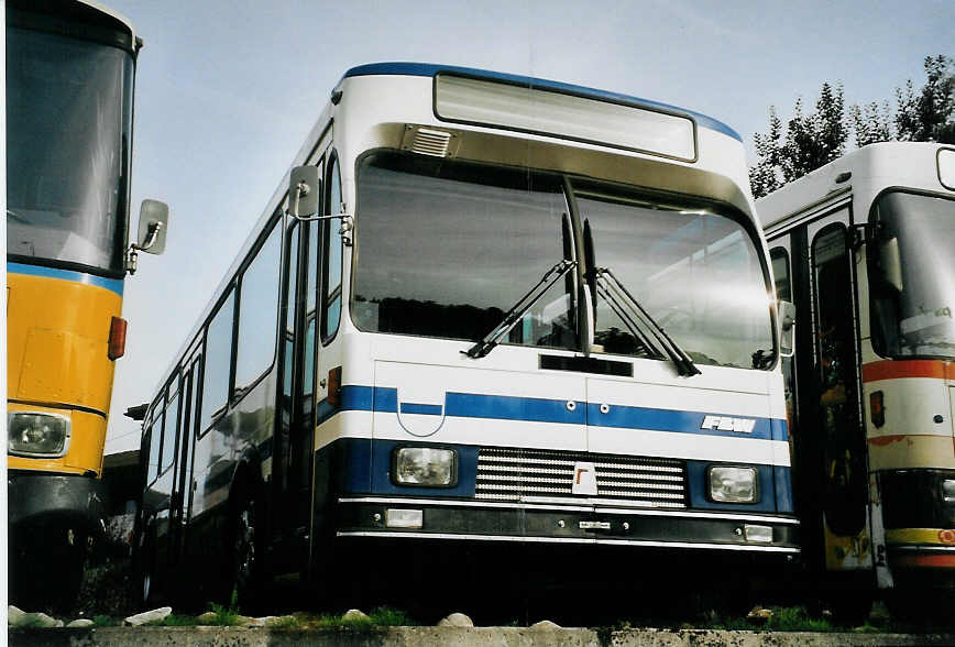 (079'731) - ZVB Zug - Nr. 151 - FBW/R&J (ex Nr. 25) am 27. August 2005 in Btzberg, Heiniger