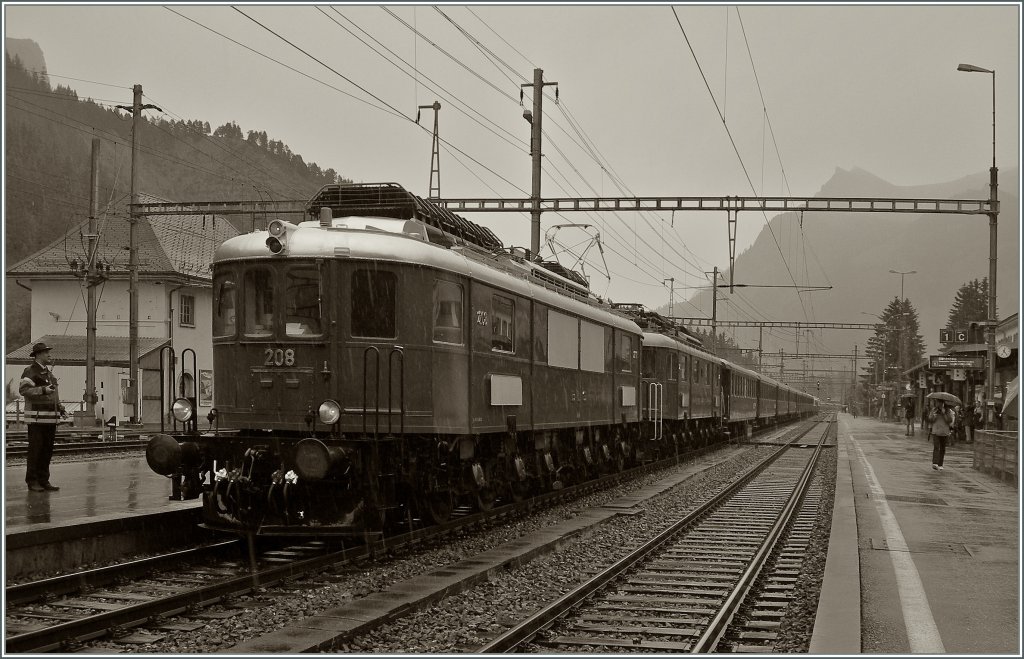 100 Jahre BLS: Wahrscheinlich bekommt man dies so schnell nicht wieder zu sehen: ZWEI BLS Ae 6/8 in Doppeltraktion!
Kandersteg, den 29. Juni 2013