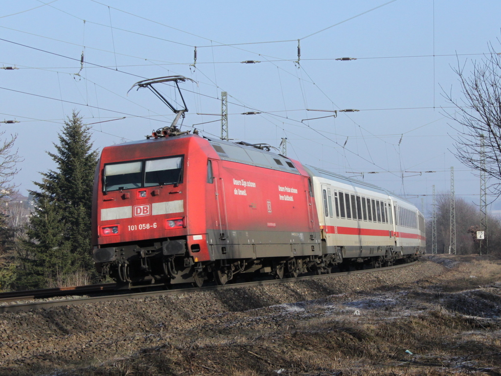 101 058-6 mit IC nach Leipzig am 30.01.11 bei Fulda