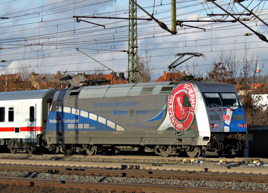 101 060  BuPo  mit IC 1071 am 05.12.11 in Fulda