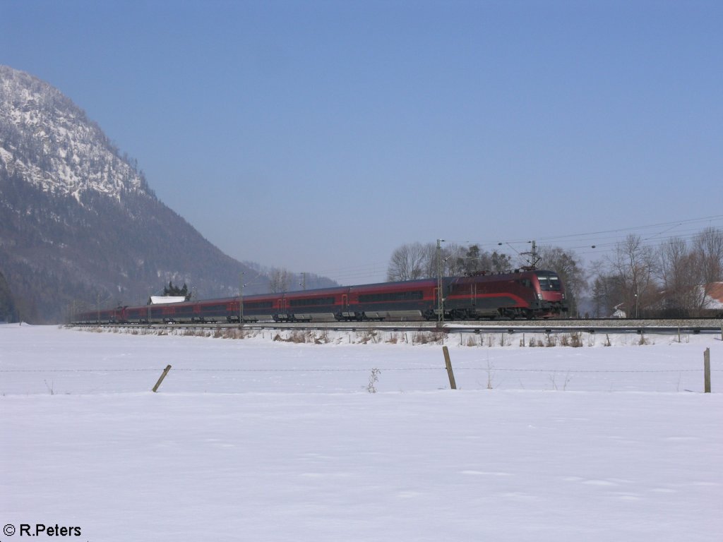 11126 215 + 201 ziehen bei Niederaudorf in Richtung Kufstein. 16.02.10