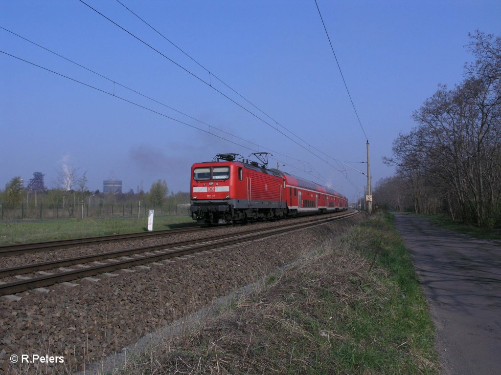 112 110 als RE 18105 Eisenhttenstadt kurz vorm Ziel. 18.04.11
