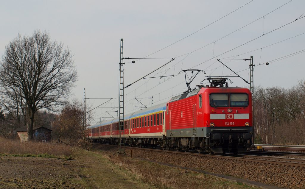 112 153 rauschte mit dem SHE durch Halstenbek am 20.3.