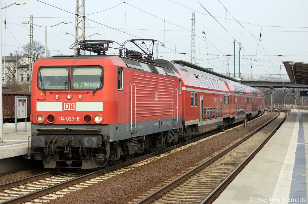 114 027-6 mit dem RE3 (RE 18311) nach Elsterwerda in Eberswalde. 12.03.2011