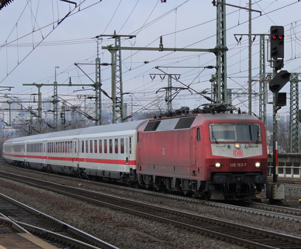 120 155 mit IC am 13.02.11 in Fulda