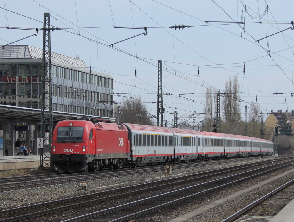 1216 024 mit EC aus Verona am 03.04.12 in Mnchen Heimeranplatz