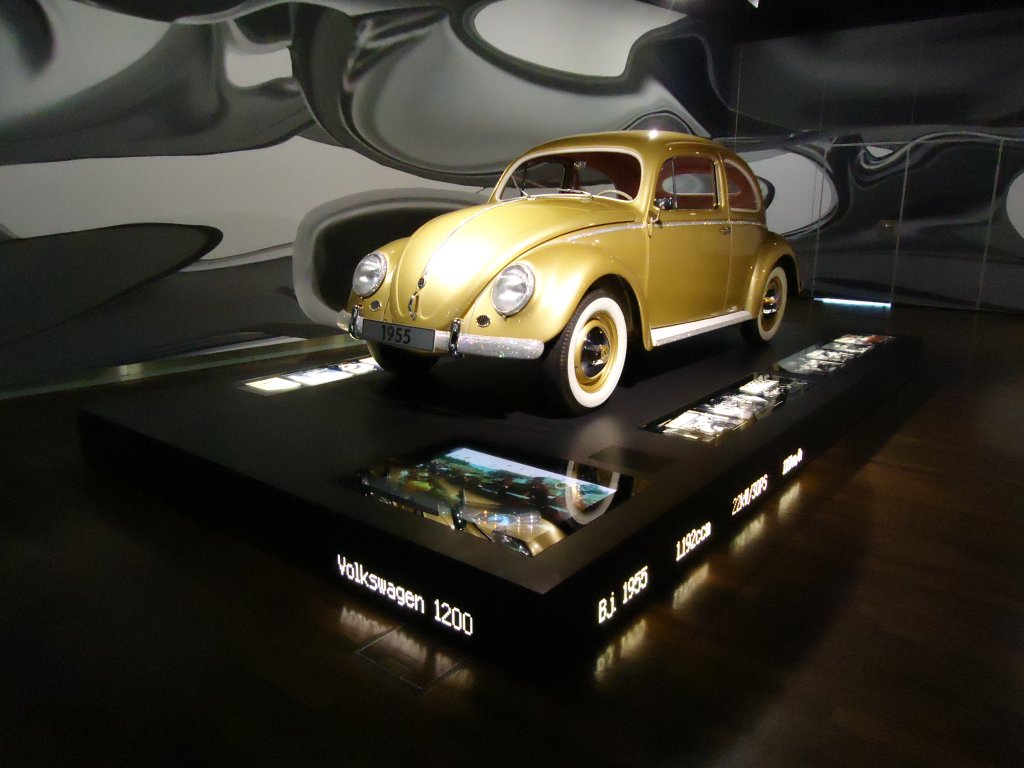 (127'866) - VW-K�fer - Jahrgang 1955 - am 9. Juli 2010 in Wolfsburg/Deutschland (der 1 Millionste K�fer!)