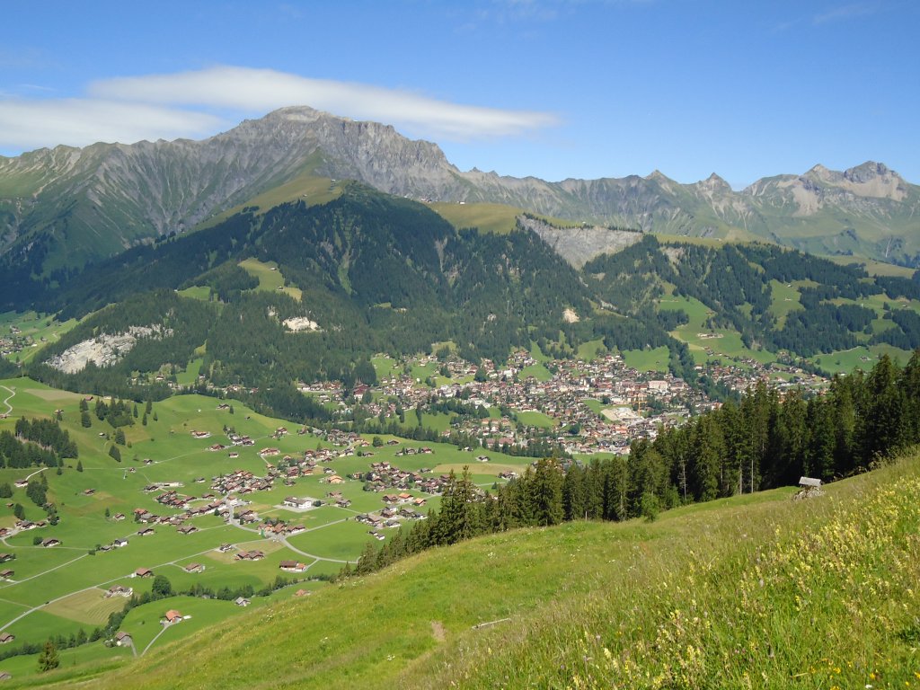 (128'150) - Adelboden von der Alp Laueli aus am 1. August 2010