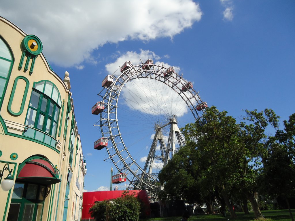 (128'406) - Das Riesenrad im Prater am 9. August 2010 in Wien