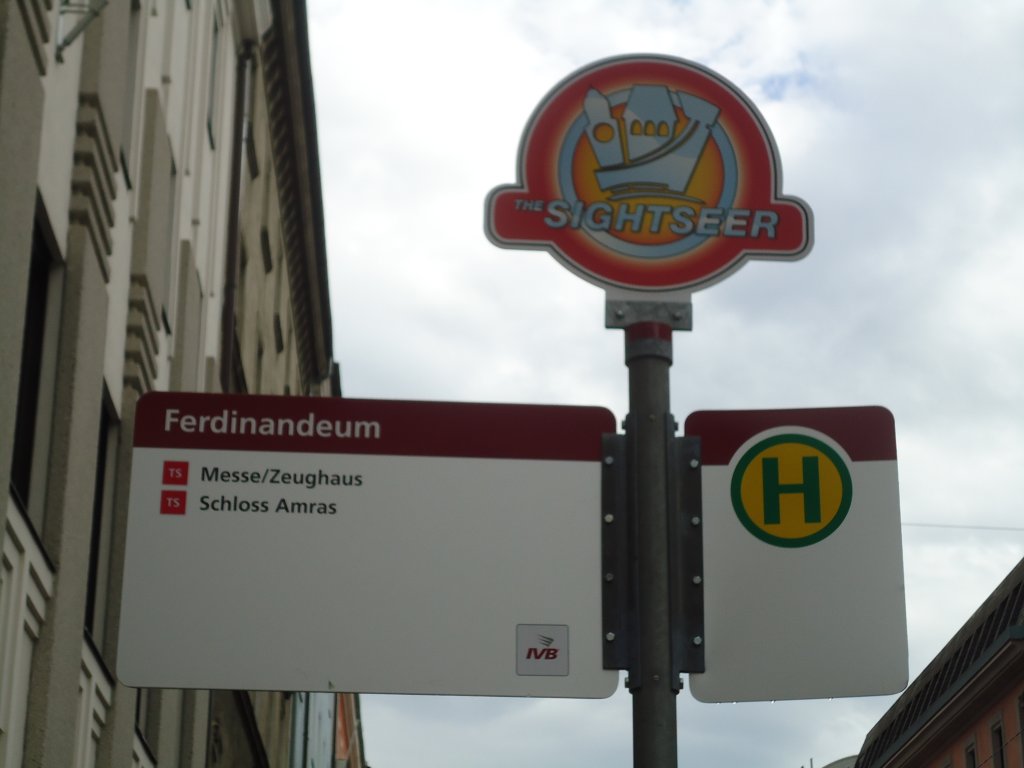 (128'677) - Bus-Haltestelle - Innsbruck, Ferdinandeum - am 11. August 2010