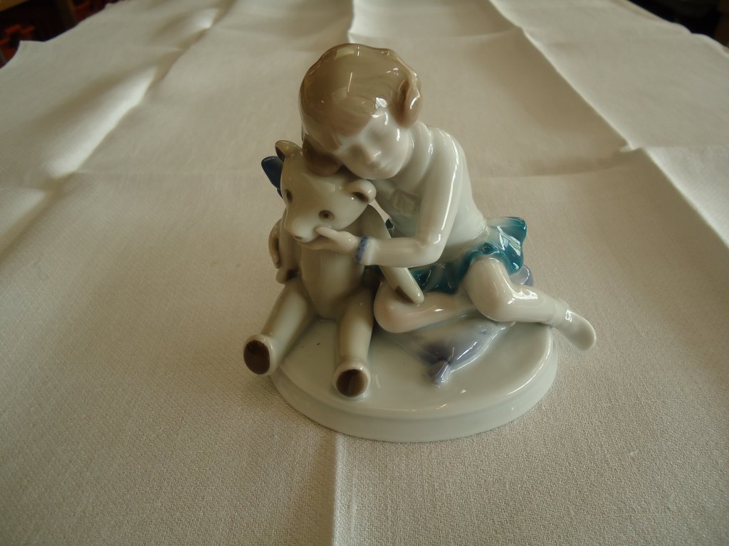(129'206) - Rosenthal-Figur im BrockiShop am 3. September 2010