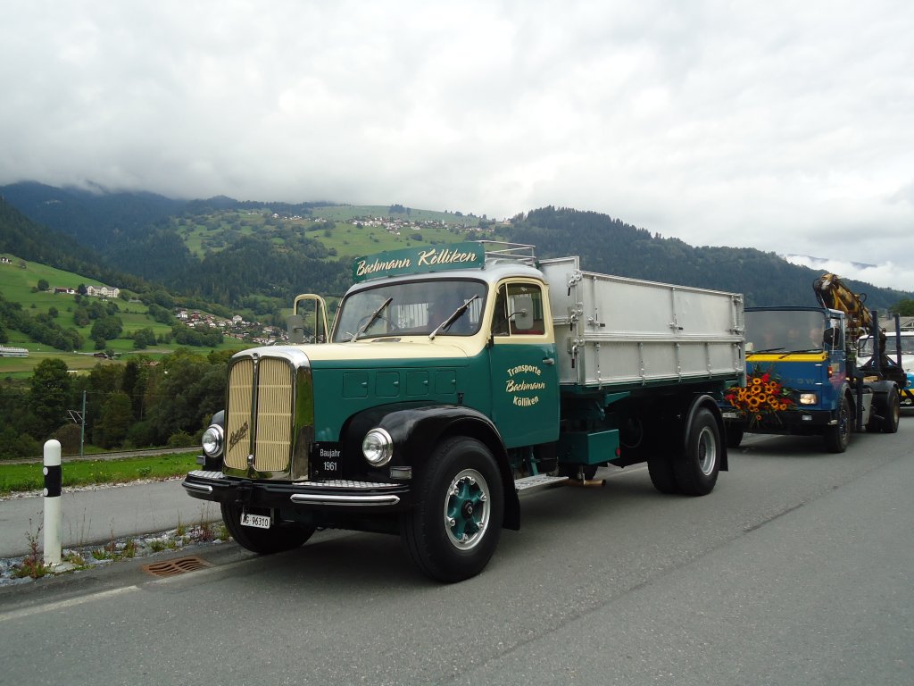 (129'918) - Bachmann, K�lliken - AG 96'310 - Berna am 18. September 2010 in Castrisch, Schleps