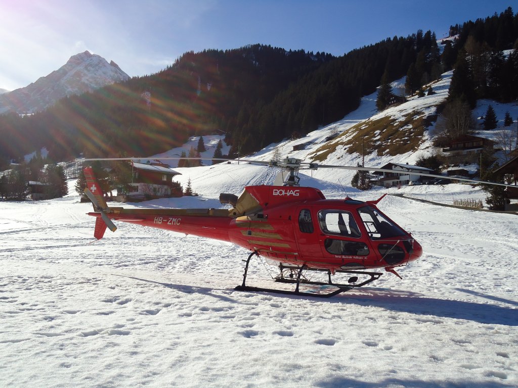 (132'142) - BOHAG - HB-ZMC - am 8. Januar 2011 im Boden bei Adelboden