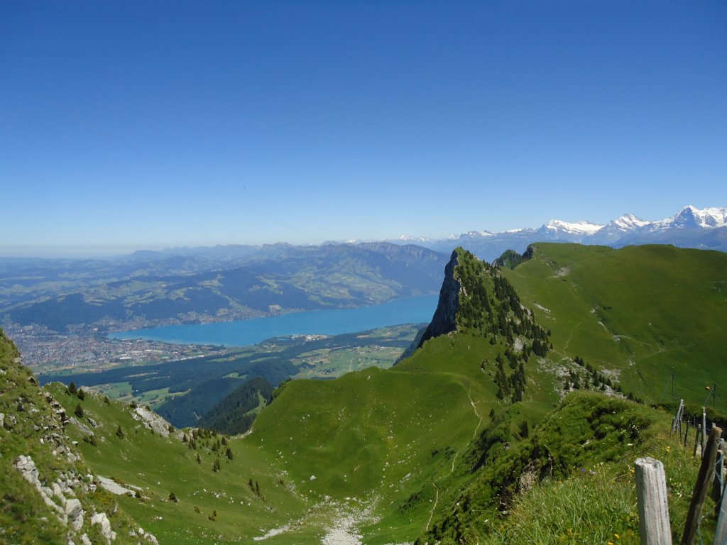 (134'484) - Aussicht vom Stockhorn auf den Thunersee am 26. Juni 2011