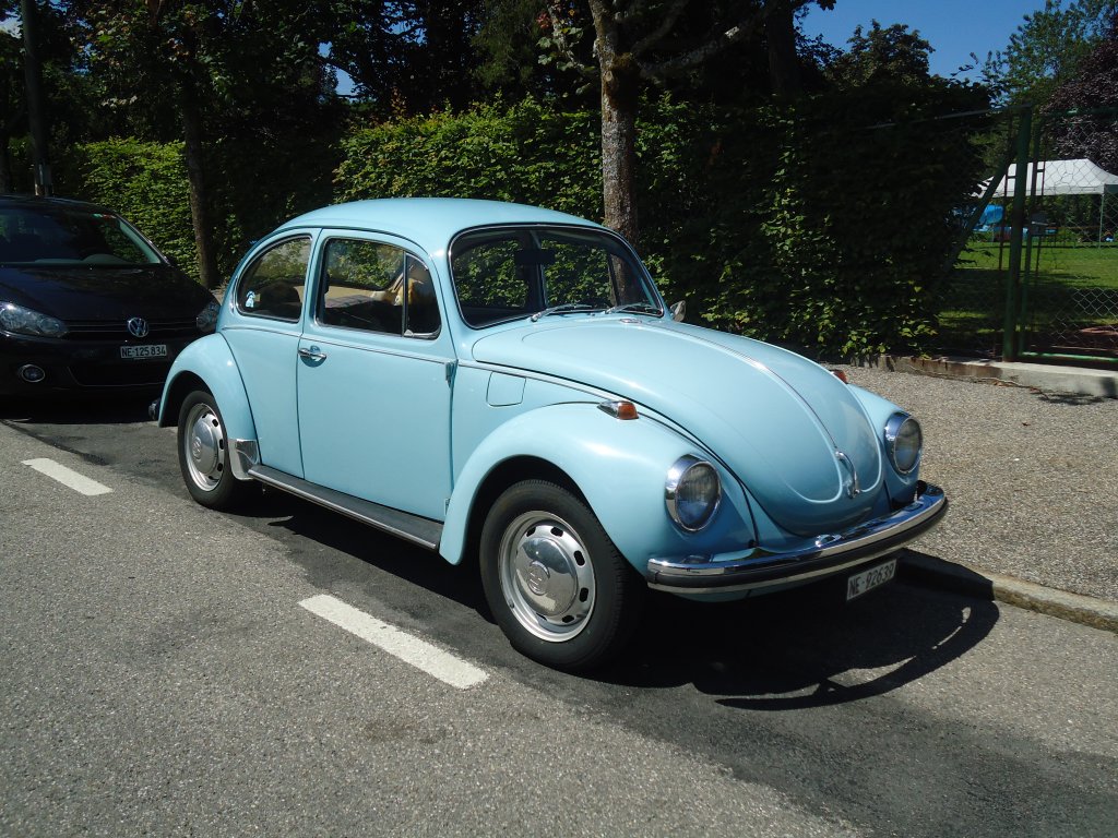 (134'985) - VW-K�fer - NE 92'639 - am 11. Juli 2011 in La Chaux-de-Fonds