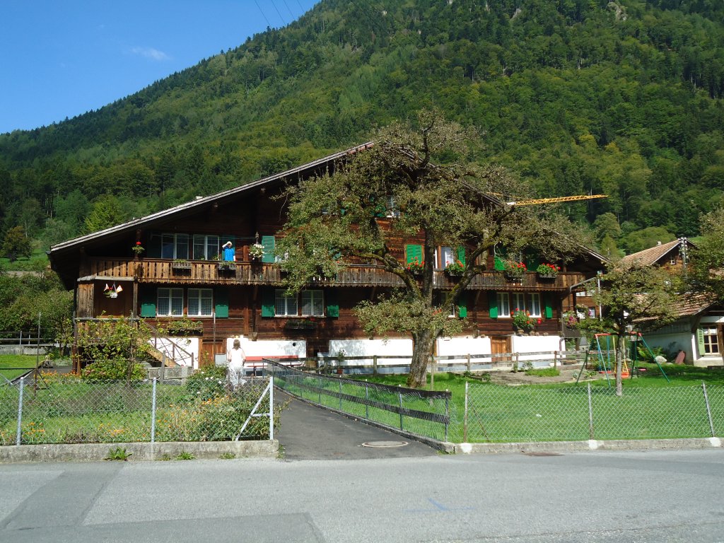 (135'465) - Wohnhaus in Gsteigwiler am 14. August 2011