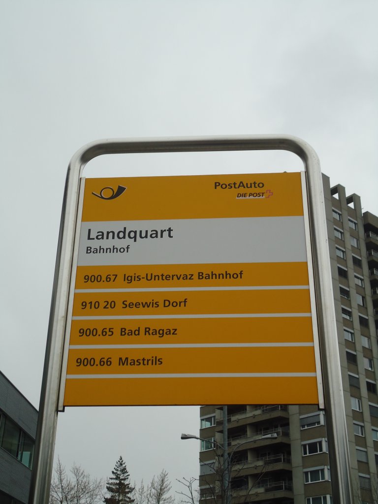 (137'927) - PostAuto-Haltestelle - Landquart, Bahnhof - am 5. M�rz 2012