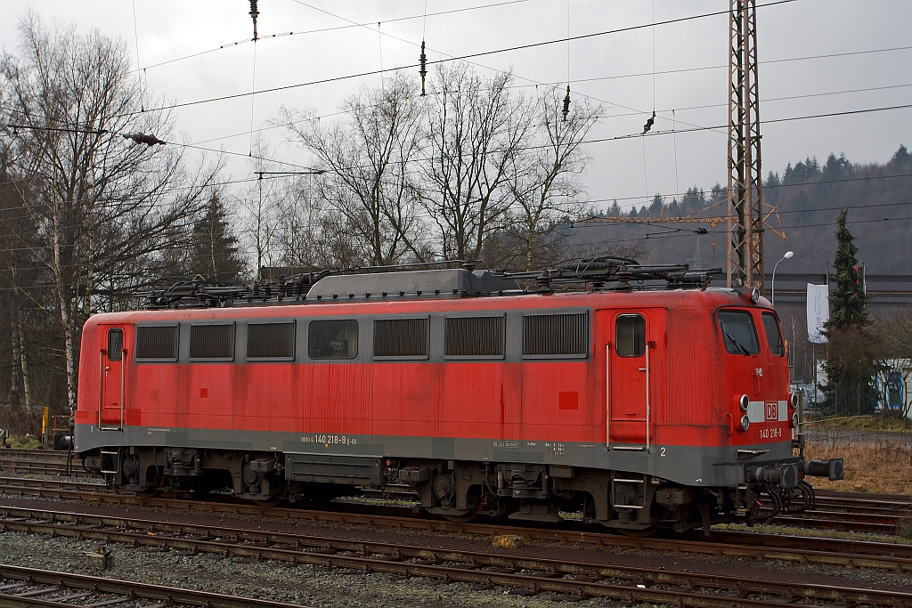 140 218-9 der DB Schenker Rail abgestellt am 14.01.2012 in Kreuztal.