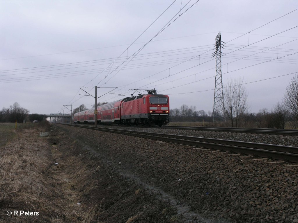 143 339-0 als RE bei Borsdorf. 05.03.11