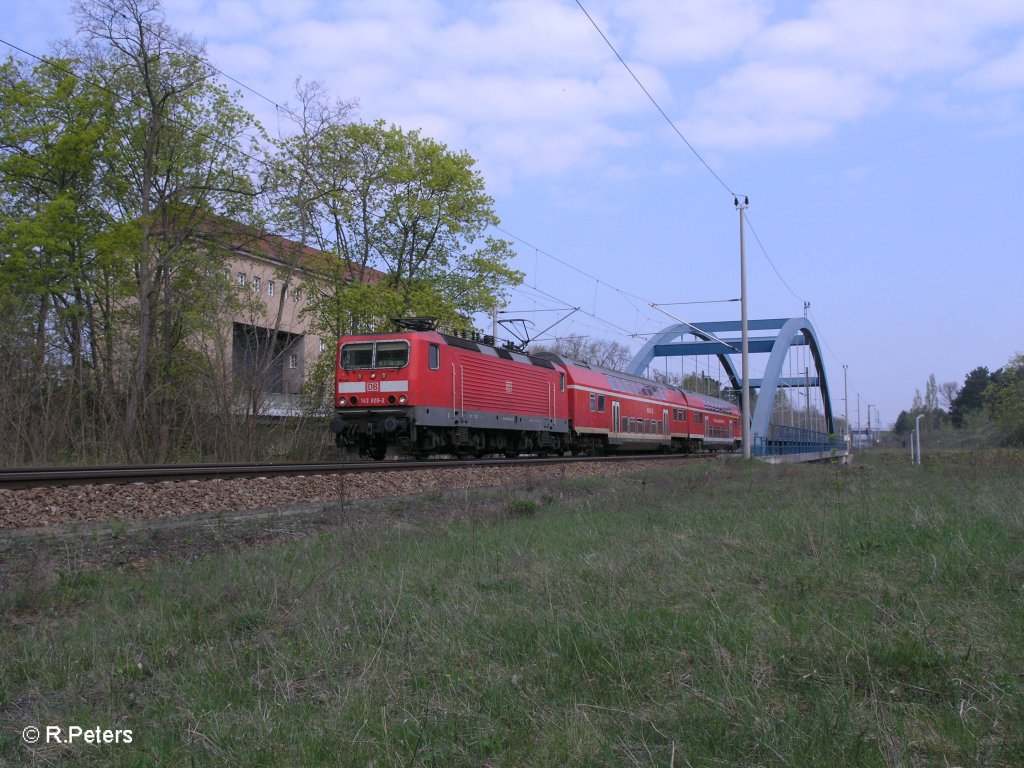 143 809-1 verlsst Eisenhttenstadt als RE 18215 Cottbus. 19.04.11
