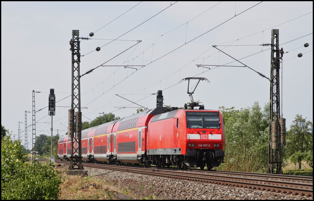 146 007 mit RE 6 nach Dsseldorf am 04.06.11 in Nordbgge