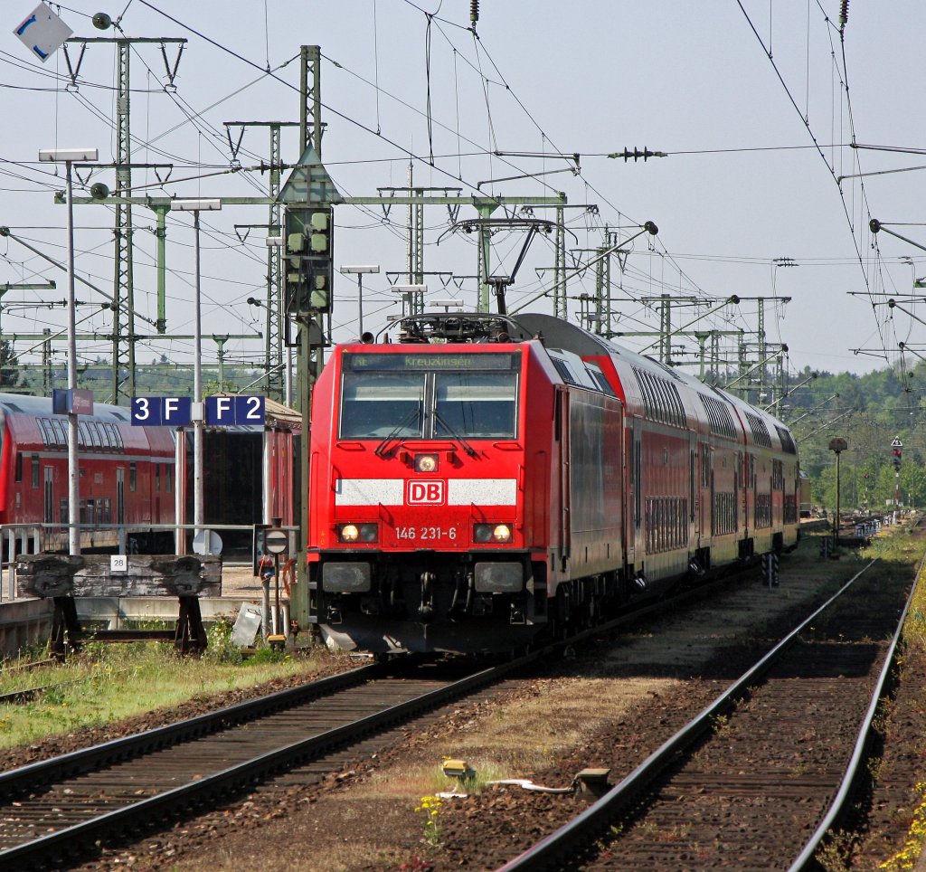 146 231-6 mit RE nach Kreuzlingen am 25.04.11 in Singen (Htw)