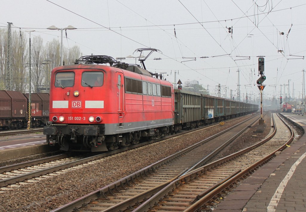 151 002-3 in Neuwied am 04.04.2012