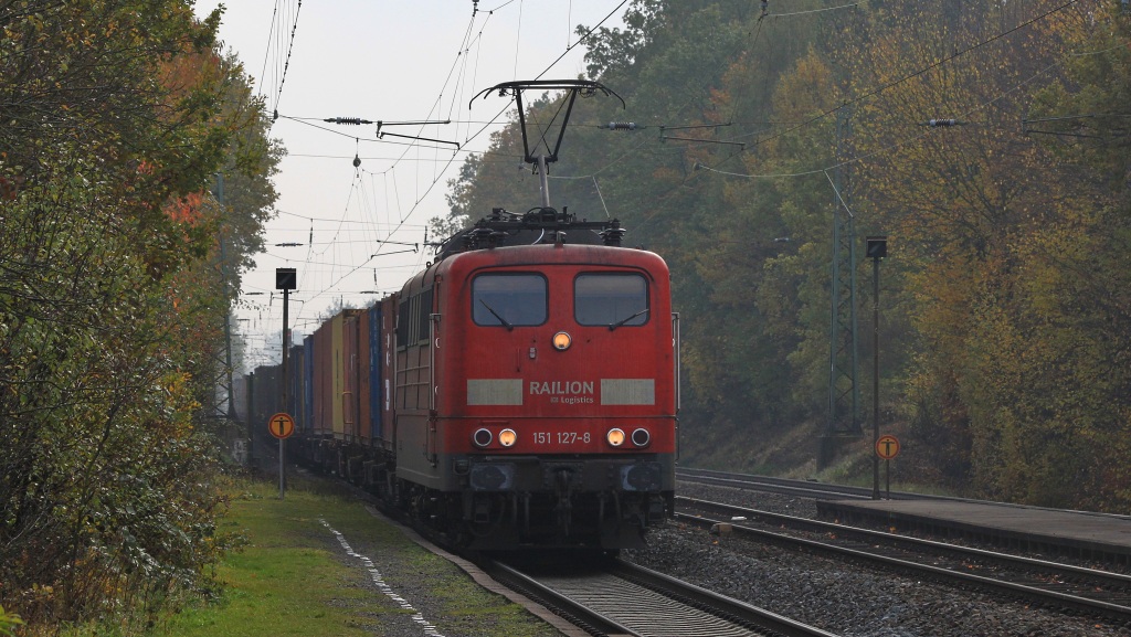 151 127 durchfuhr am neblig trben 23.10.10 Lang Gns