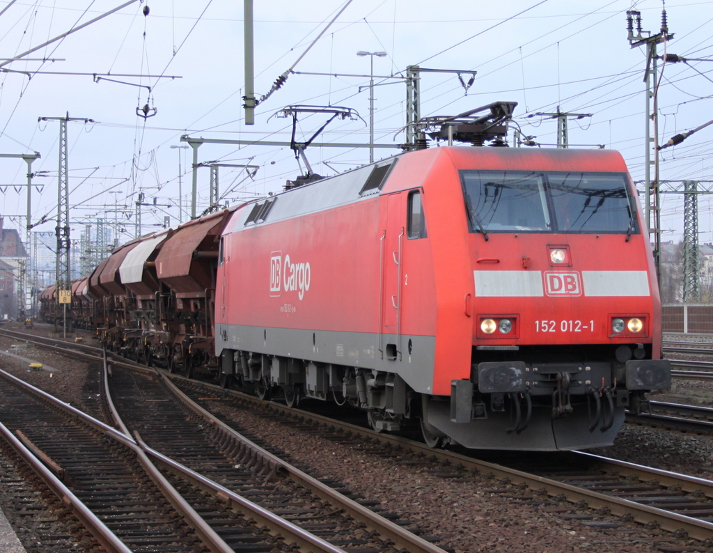 152 012-1 mit Gterzug am 14.02.11 in fulda