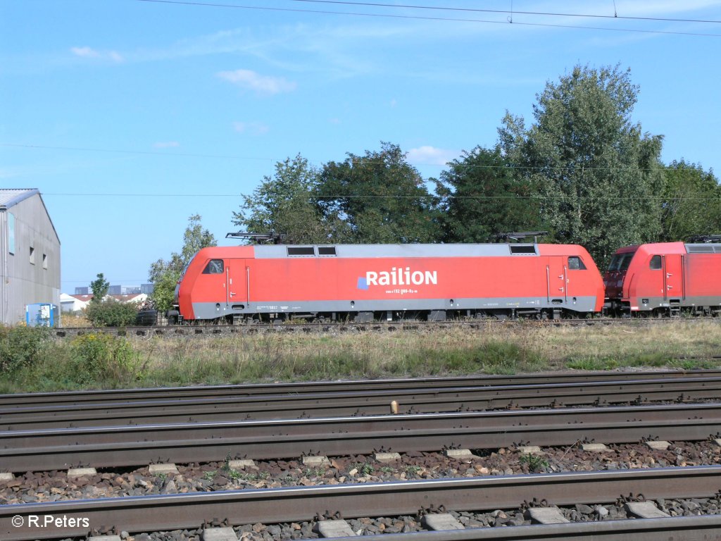 152 089-9 wartet in Regensburg Ost auf neue Aufgaben. 09.09.09