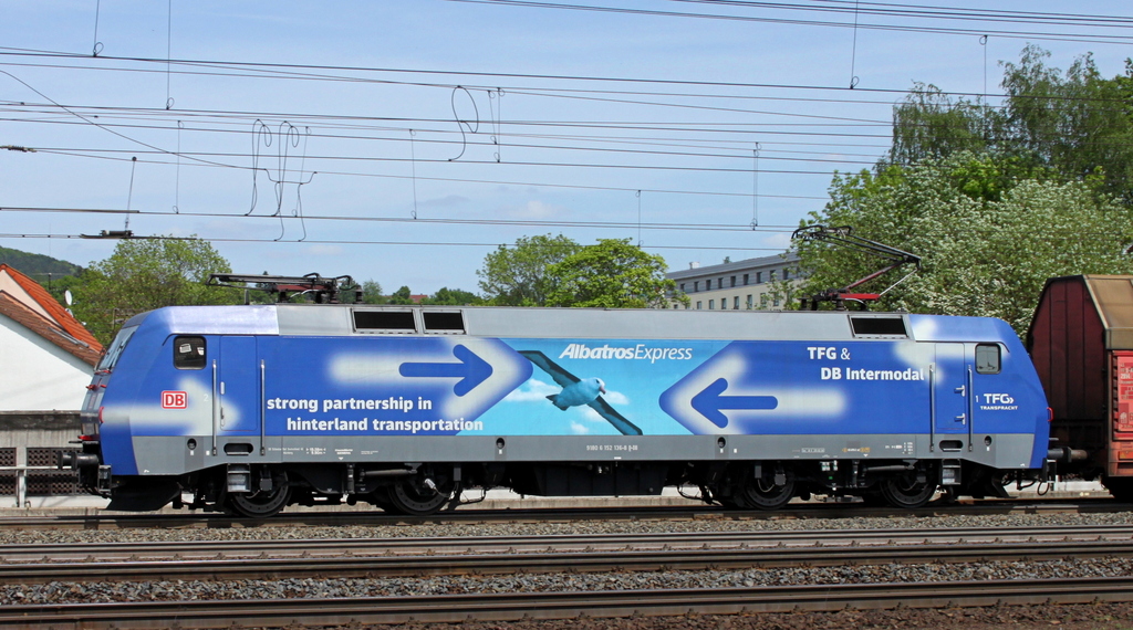 152 136 mit Millionenzug am 14.05.12 in Fulda