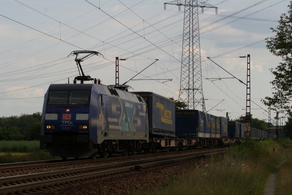 152 137-6  Albatros  mit dem 43246 MOR - KKE in Wiesental am 04.08.2010