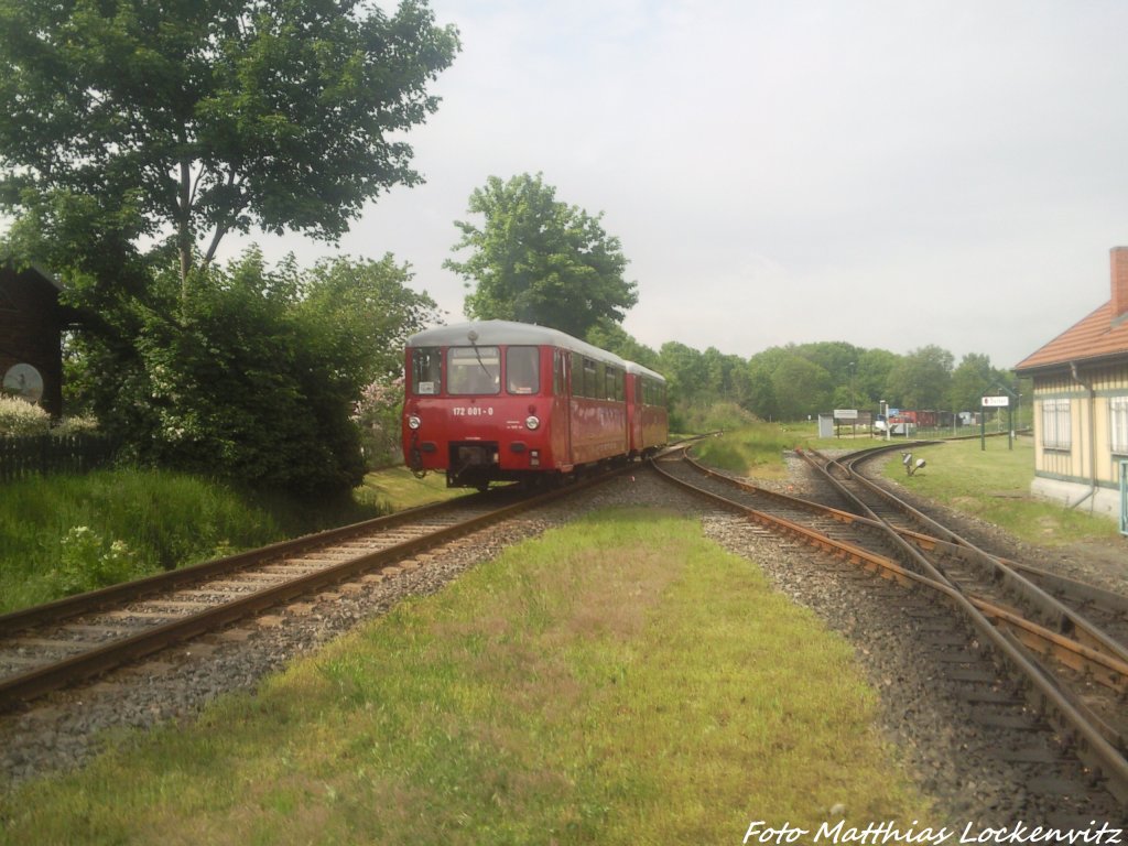 172 001-0 & 172 601-7 unterwegs nach Bergen auf Rgen Verlassen des Bahnhofs Putbus am 1.6.13