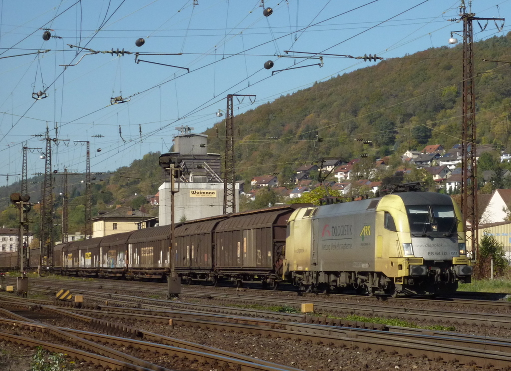 182 511 von TX mit Gterzug am 10.10.10 in Gemnden