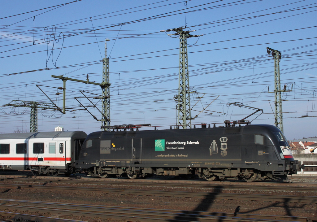 182 573  Freudenberg Schwab  mit IC 1078 am 21.02.11 in Fulda