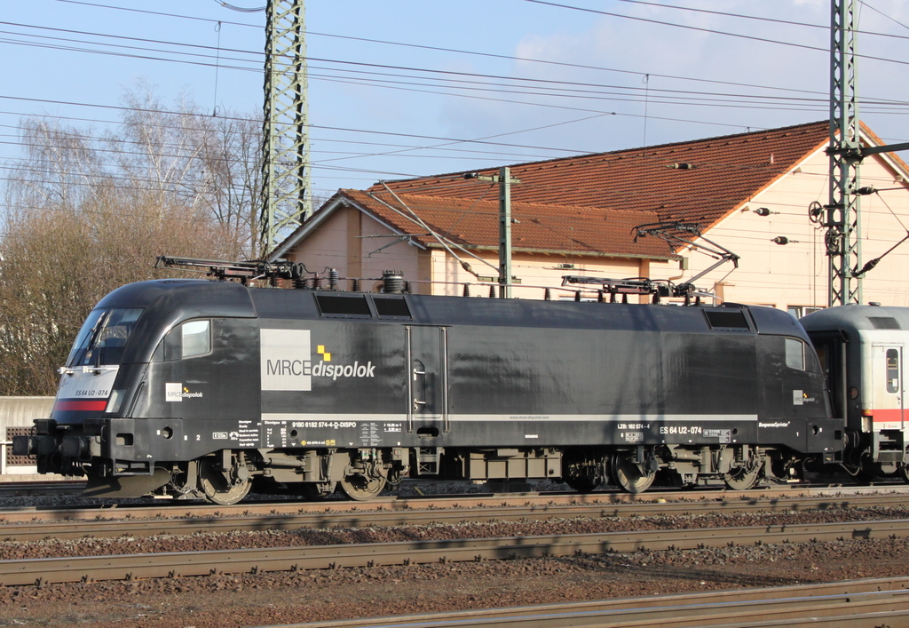 182 574 mit IC 2082 Knigssee am 16.02.11 in Fulda

