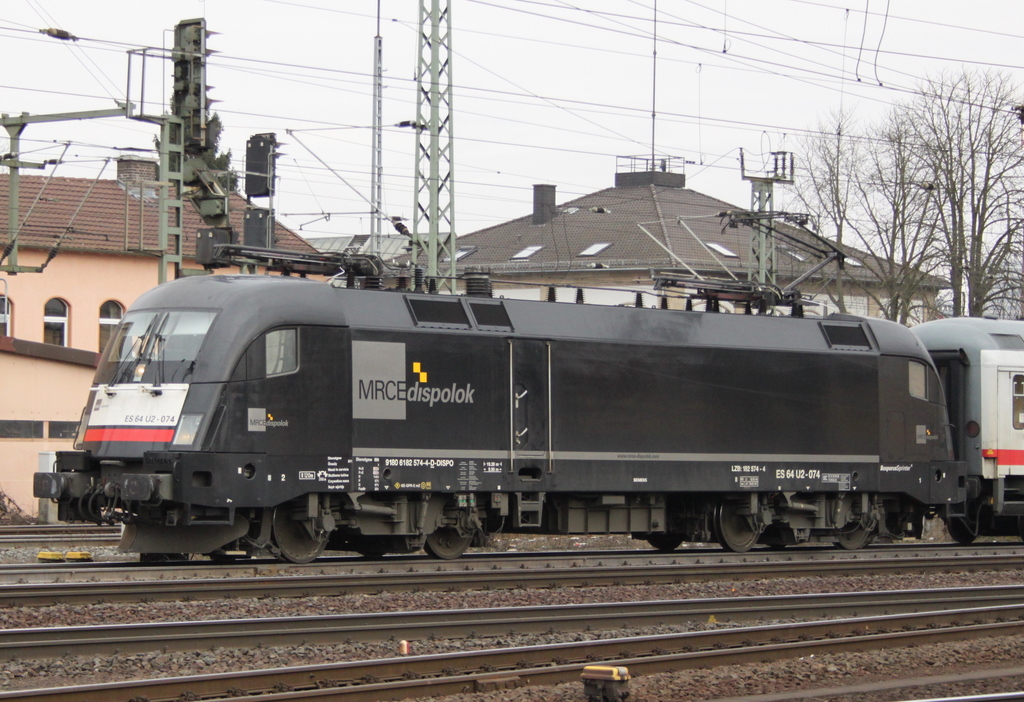 182 574 mit IC 2082 Knigssee am 24.02.11 in Fulda